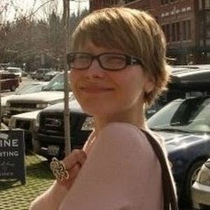 Meet your Posher, Julia